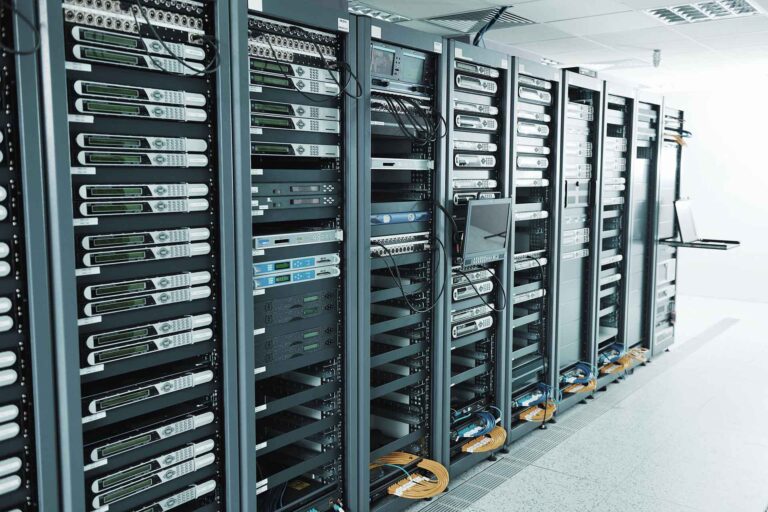 Szerverek üzemeltetése és bővítése