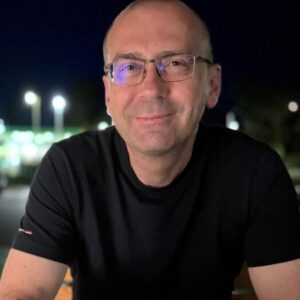 Dr. Szlávecz Tamás jegyző